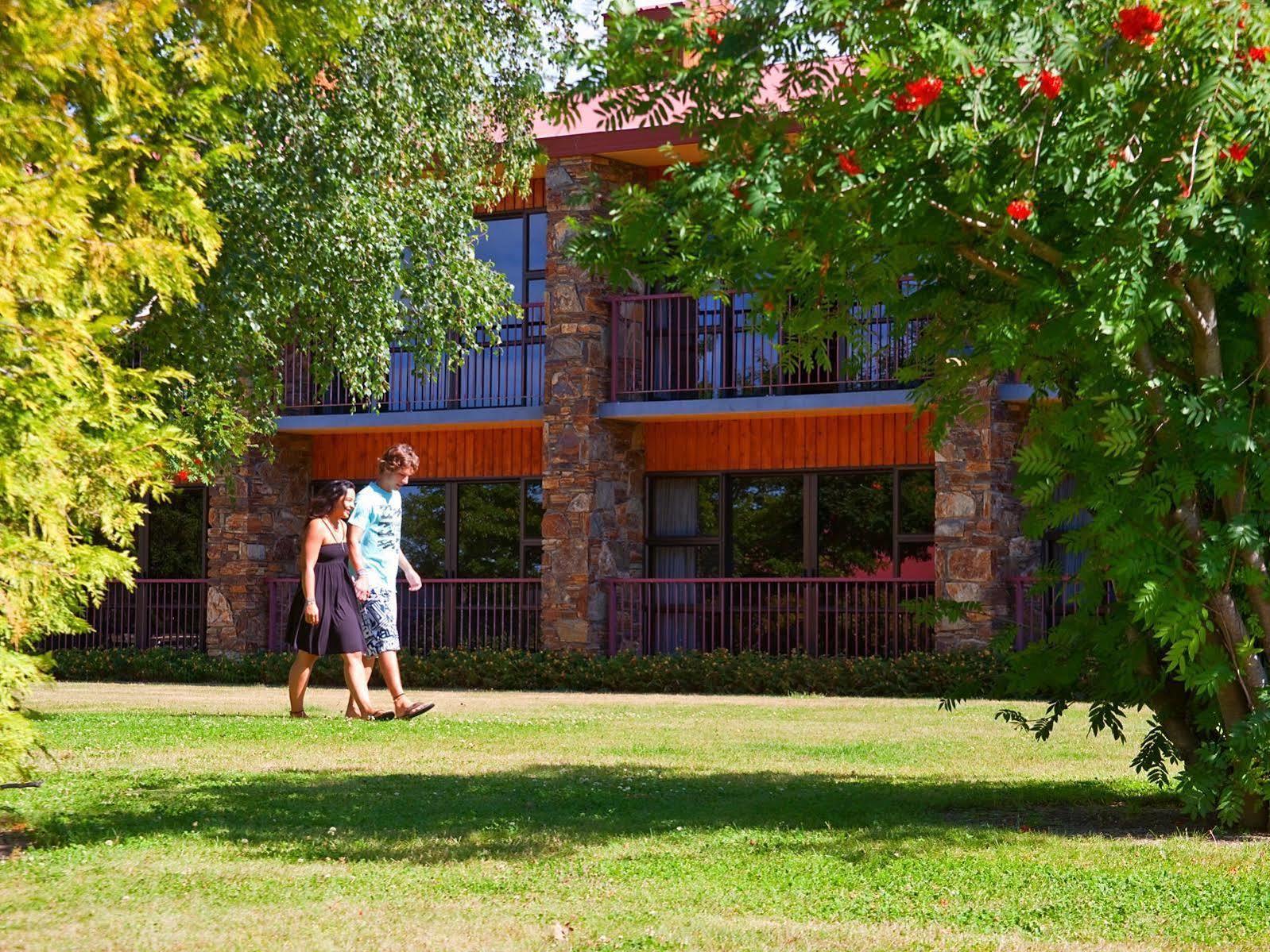 Mackenzie Country Hotel Twizel Exterior foto